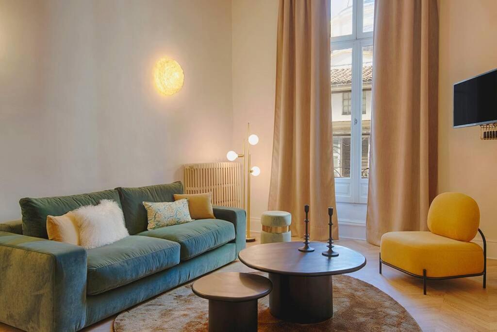 Romantic Flat In The Heart Of The City Avignon Buitenkant foto